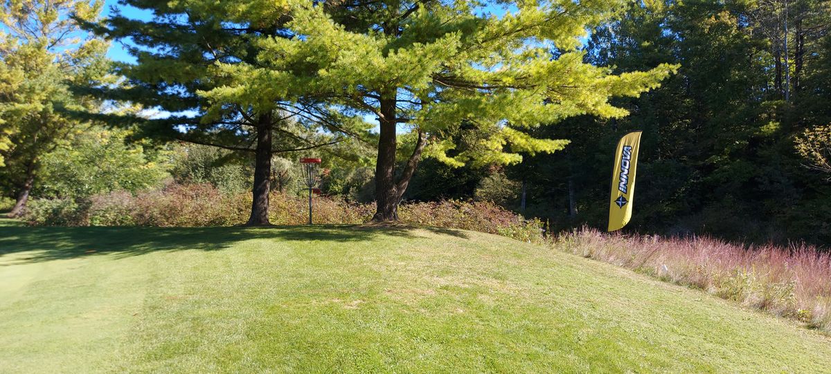 Upshot on hole 12.🌲🇨🇦🌲🇨🇦🌲🇨🇦