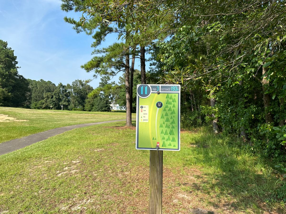 Hole 11 Sign