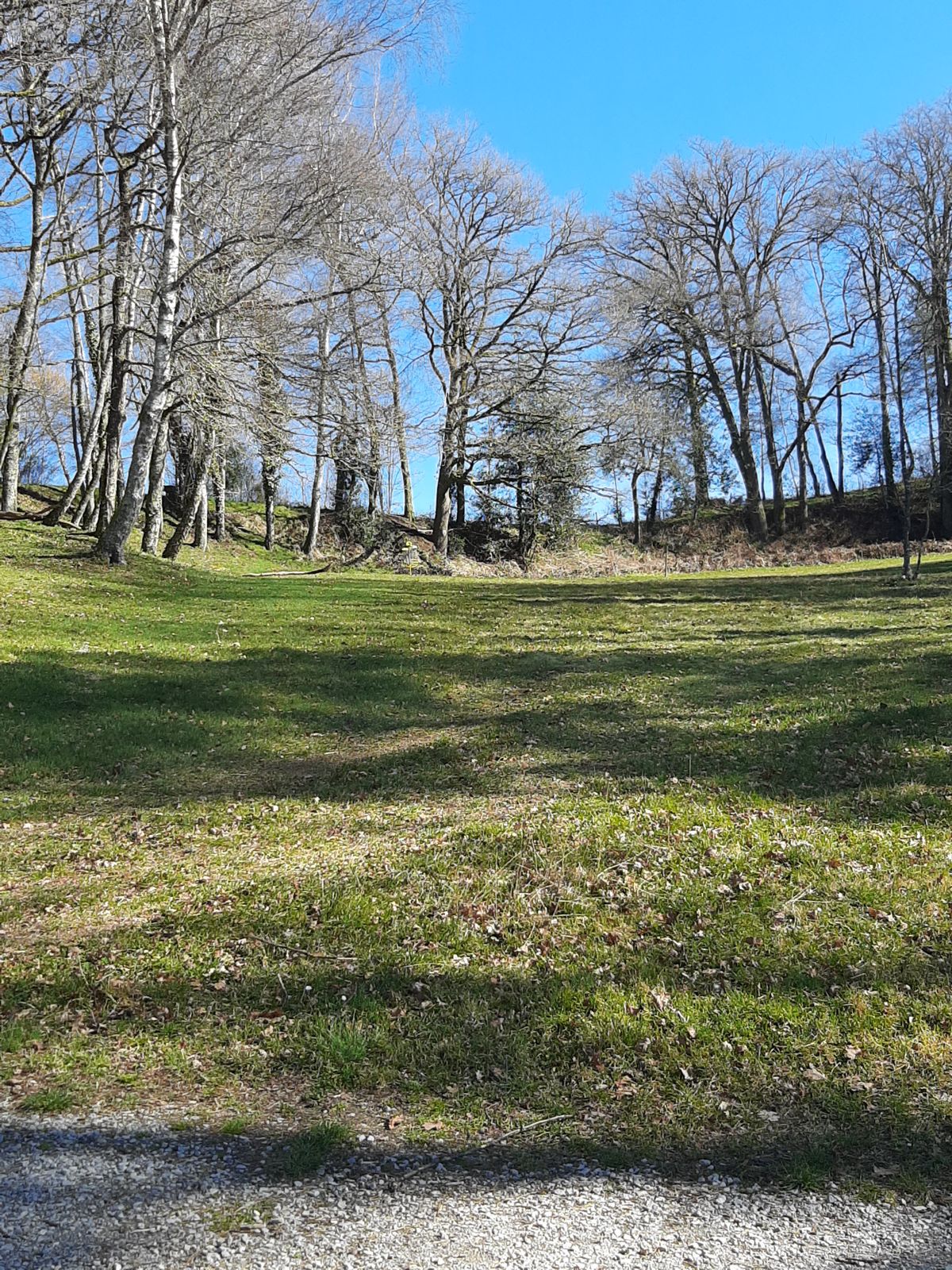 Sur le parcours de la plage il manque le tee de départ du 3