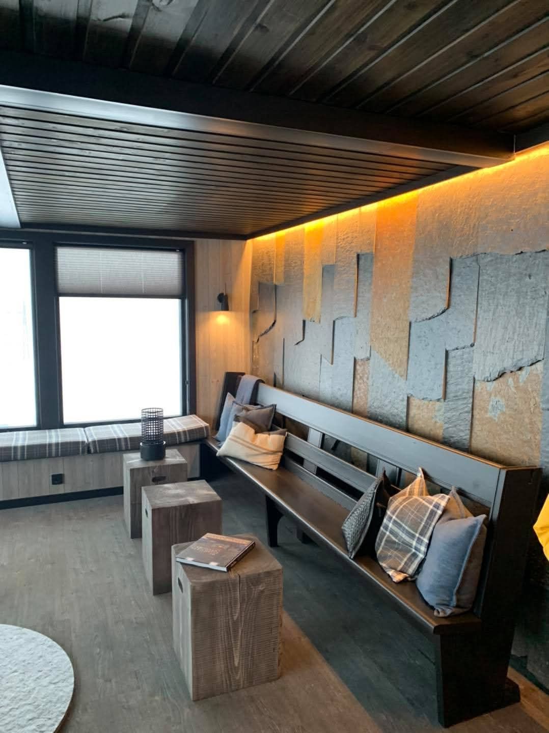 Inside Fjellstua