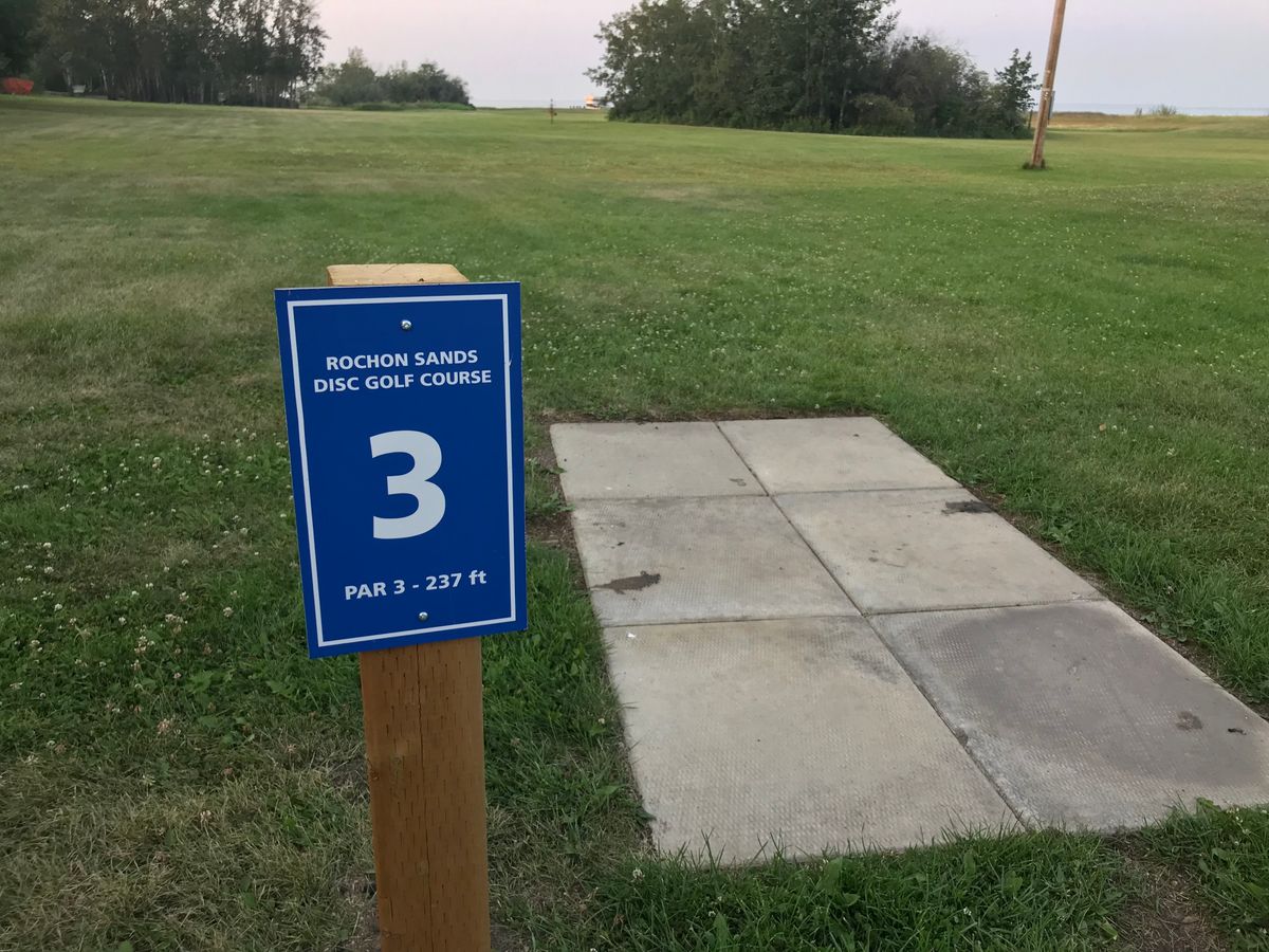 Hole 3 tee pad