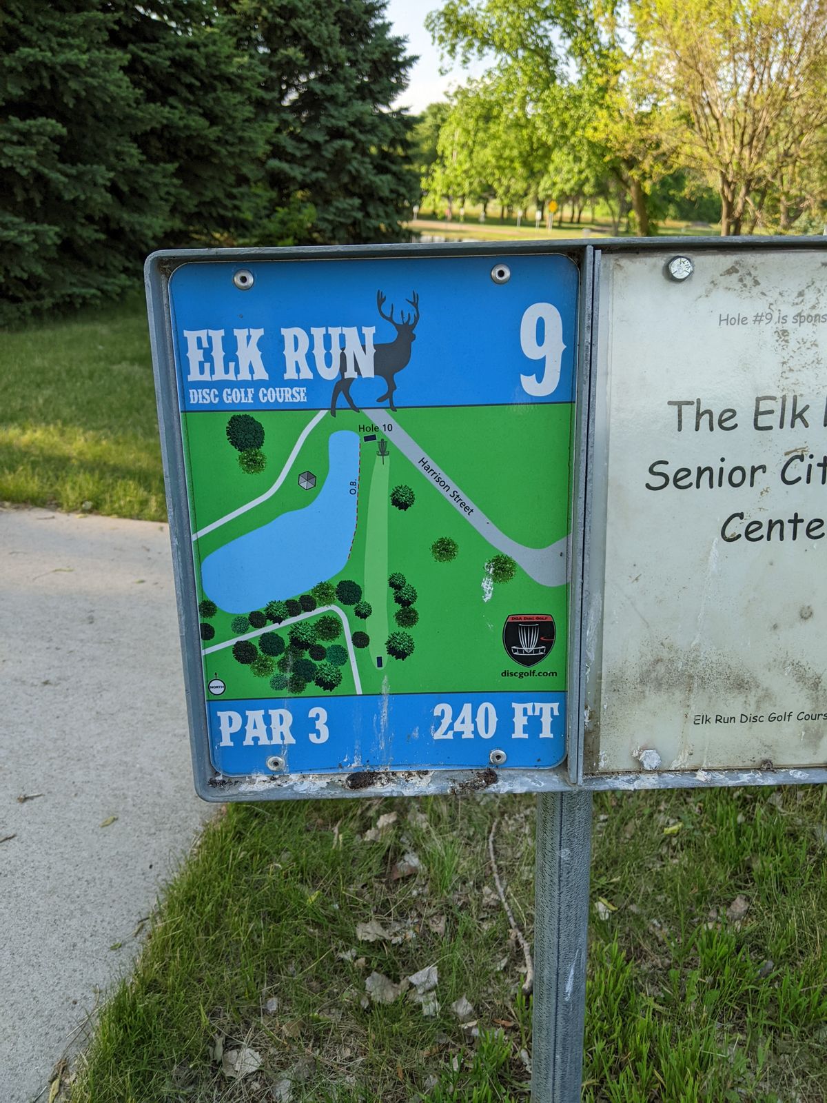 Hole 9 sign