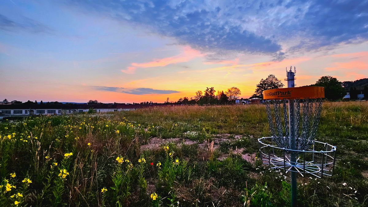 Hole 5 at sunset. The course had tons of wild flowers and was really pretty.