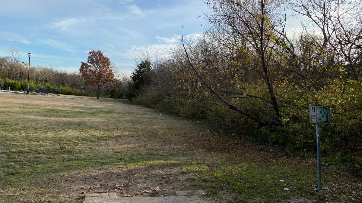 Hole 9