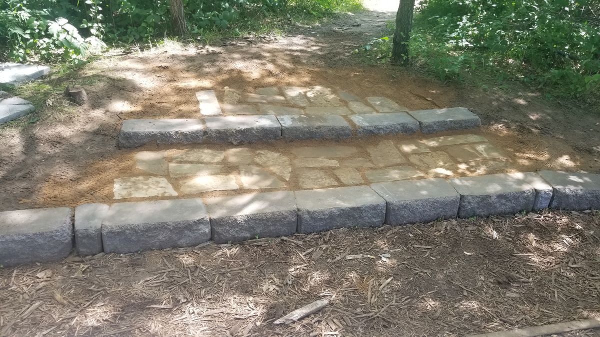 Hole 8 teepad