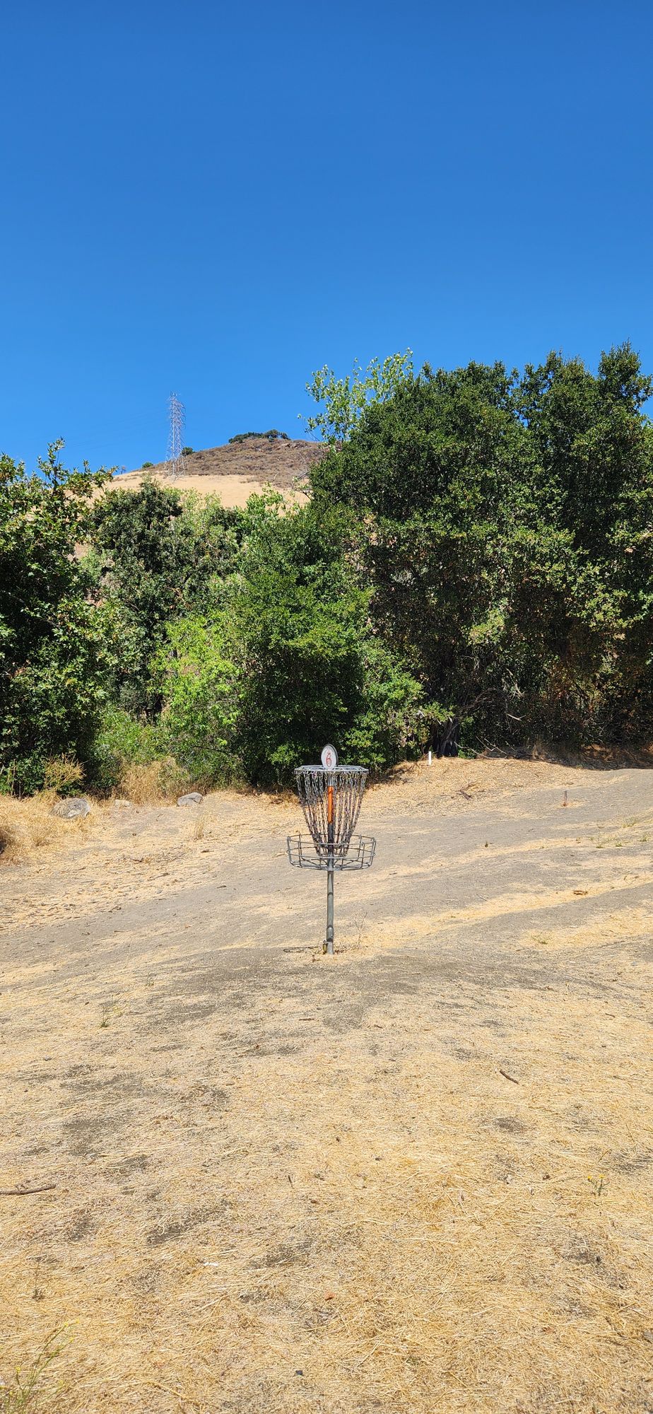 Mild death putt for 6