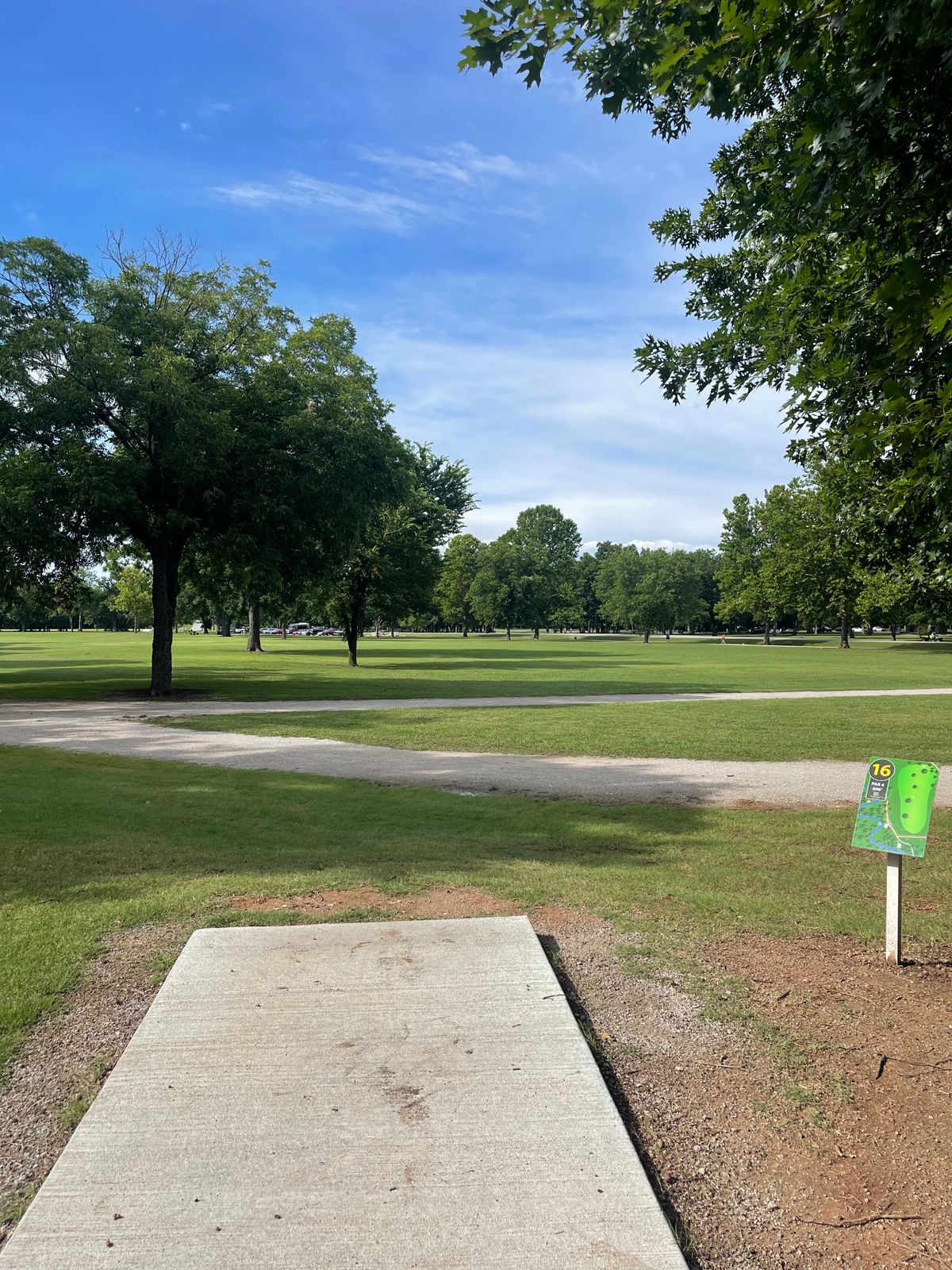 Hole 16 long tee pad