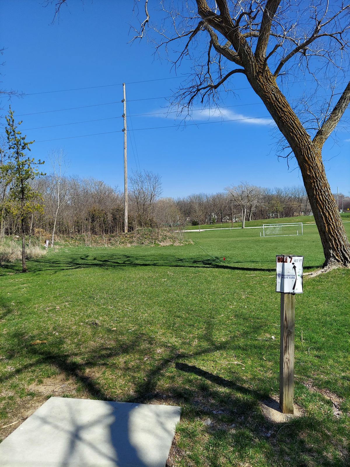 Hole 7, 402 FT