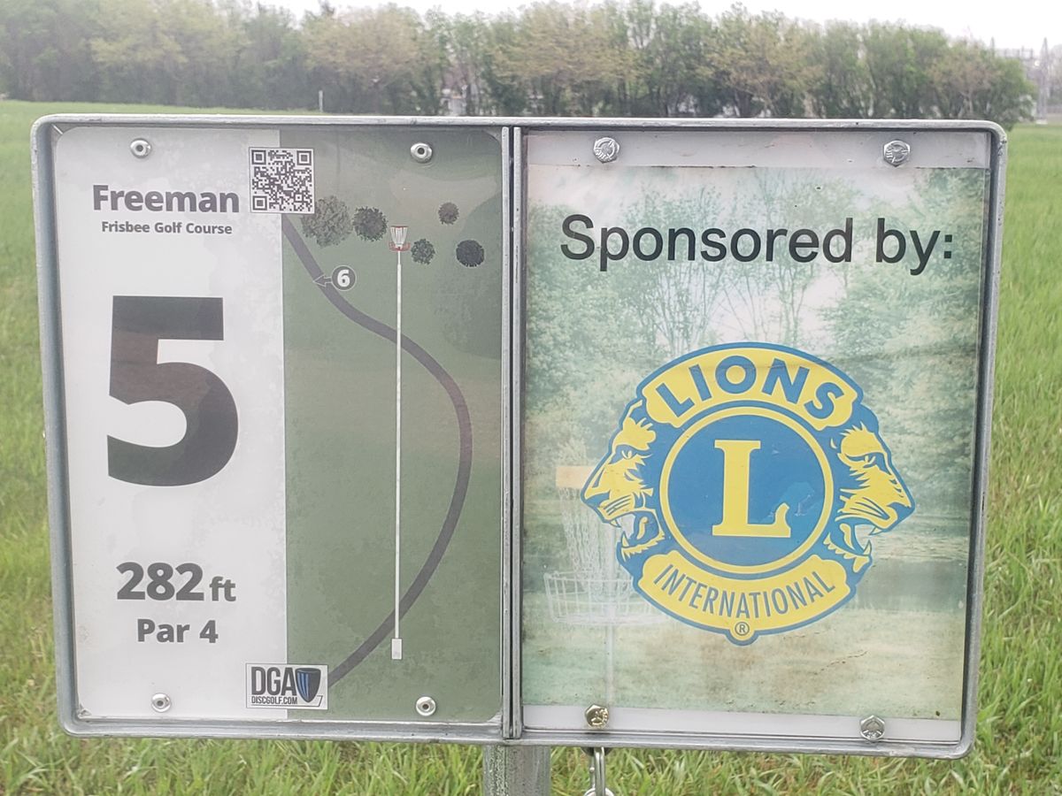 Hole 5 tee