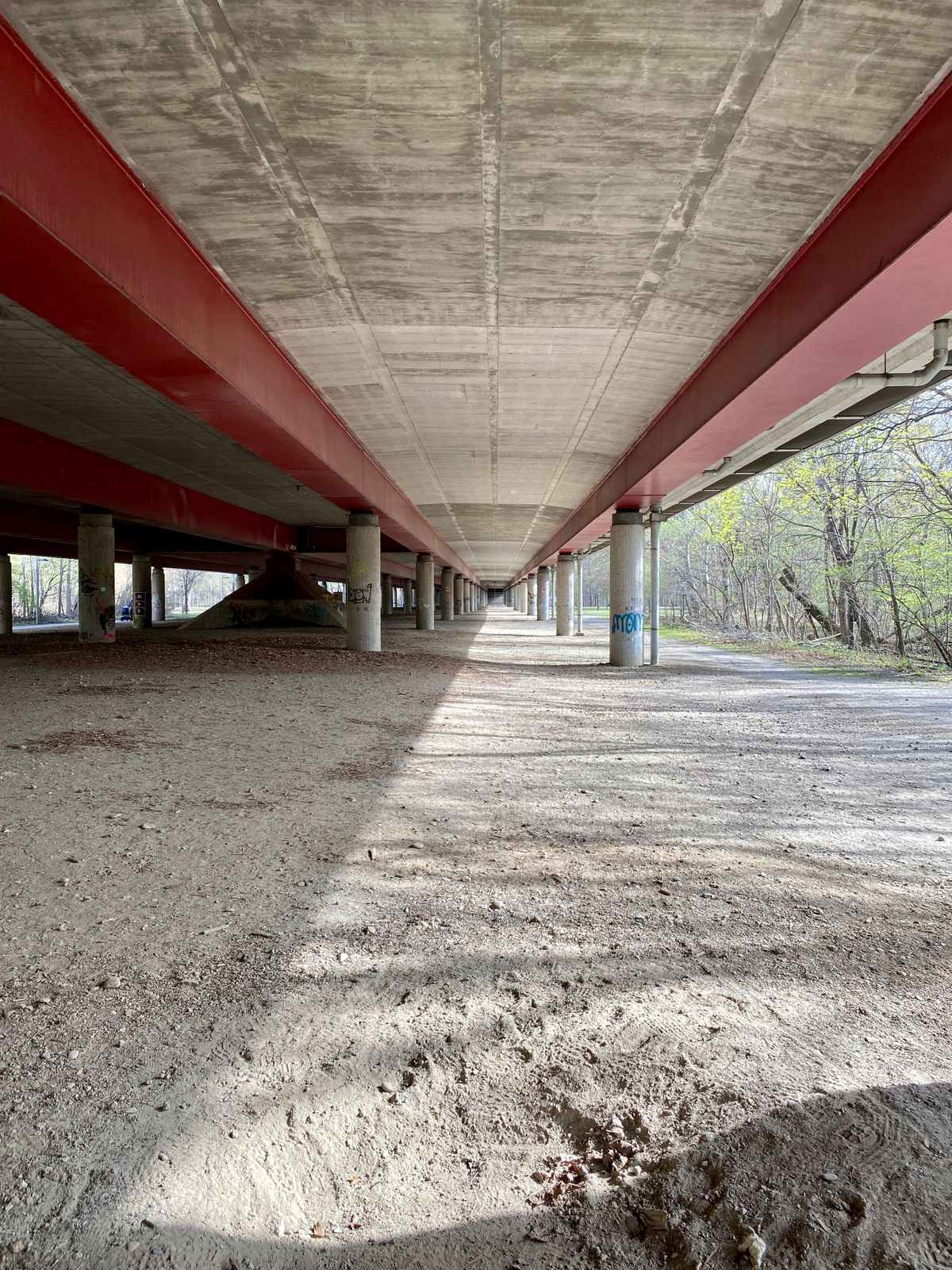 Long tunnel shot under Highway in Hole 7. There’s a double Mando down there!