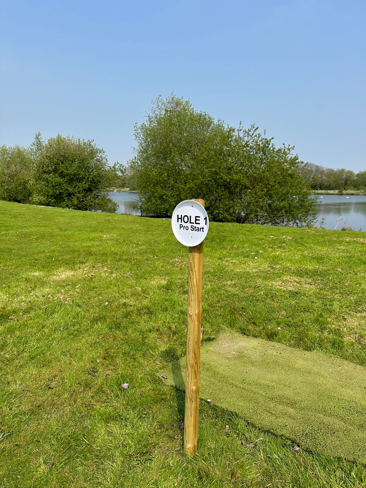Long course start tee hole 1