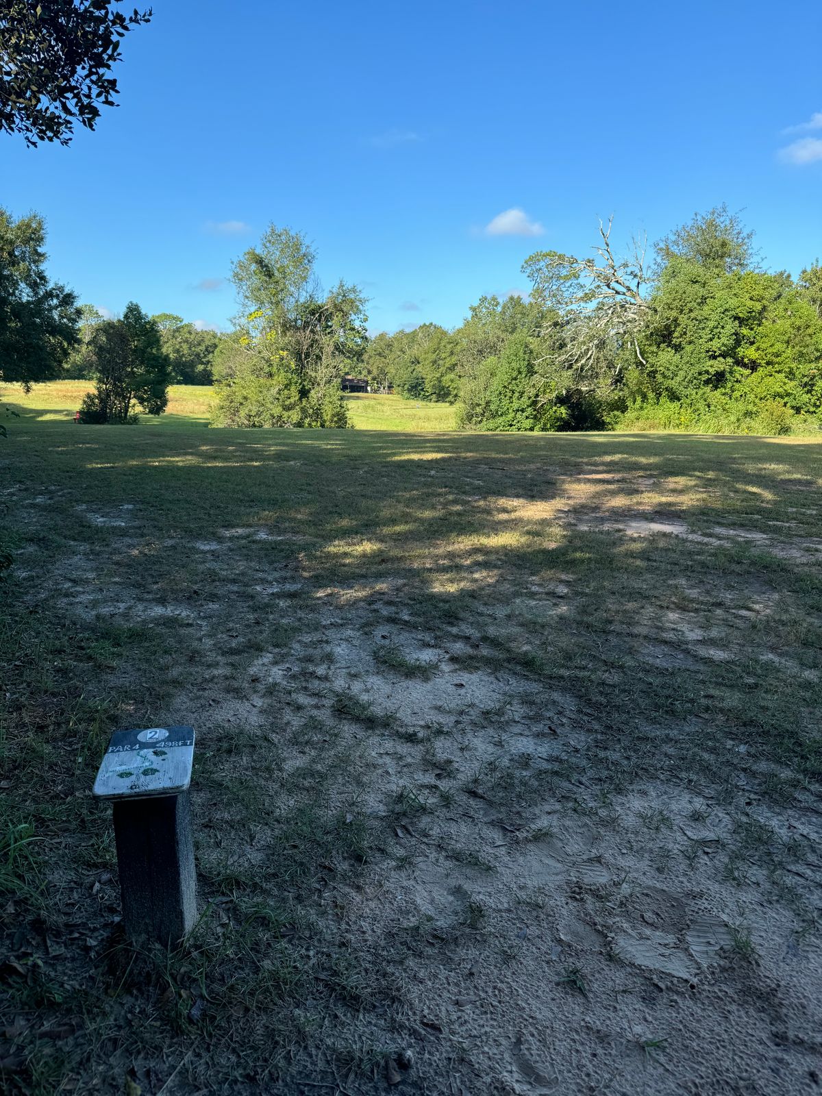Hole 2 tee