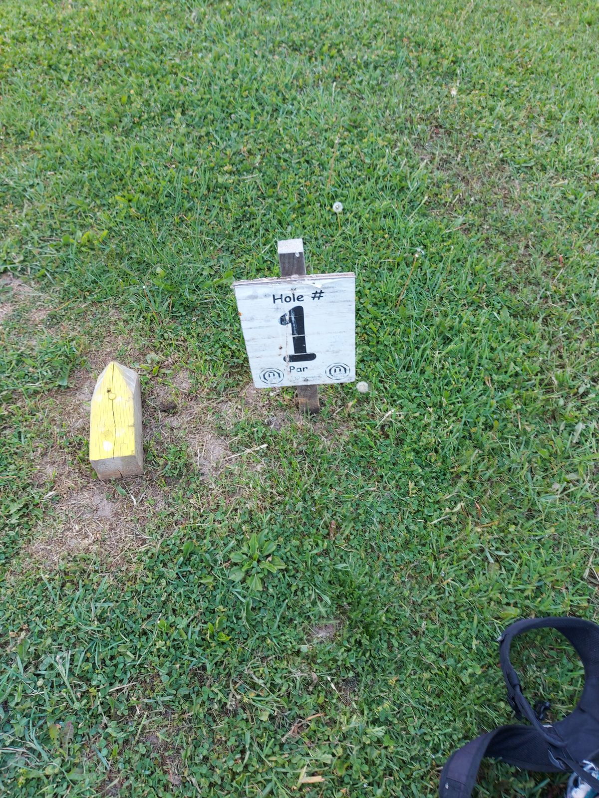 Hole sign 1 🍁🍂🍁🍂🍁