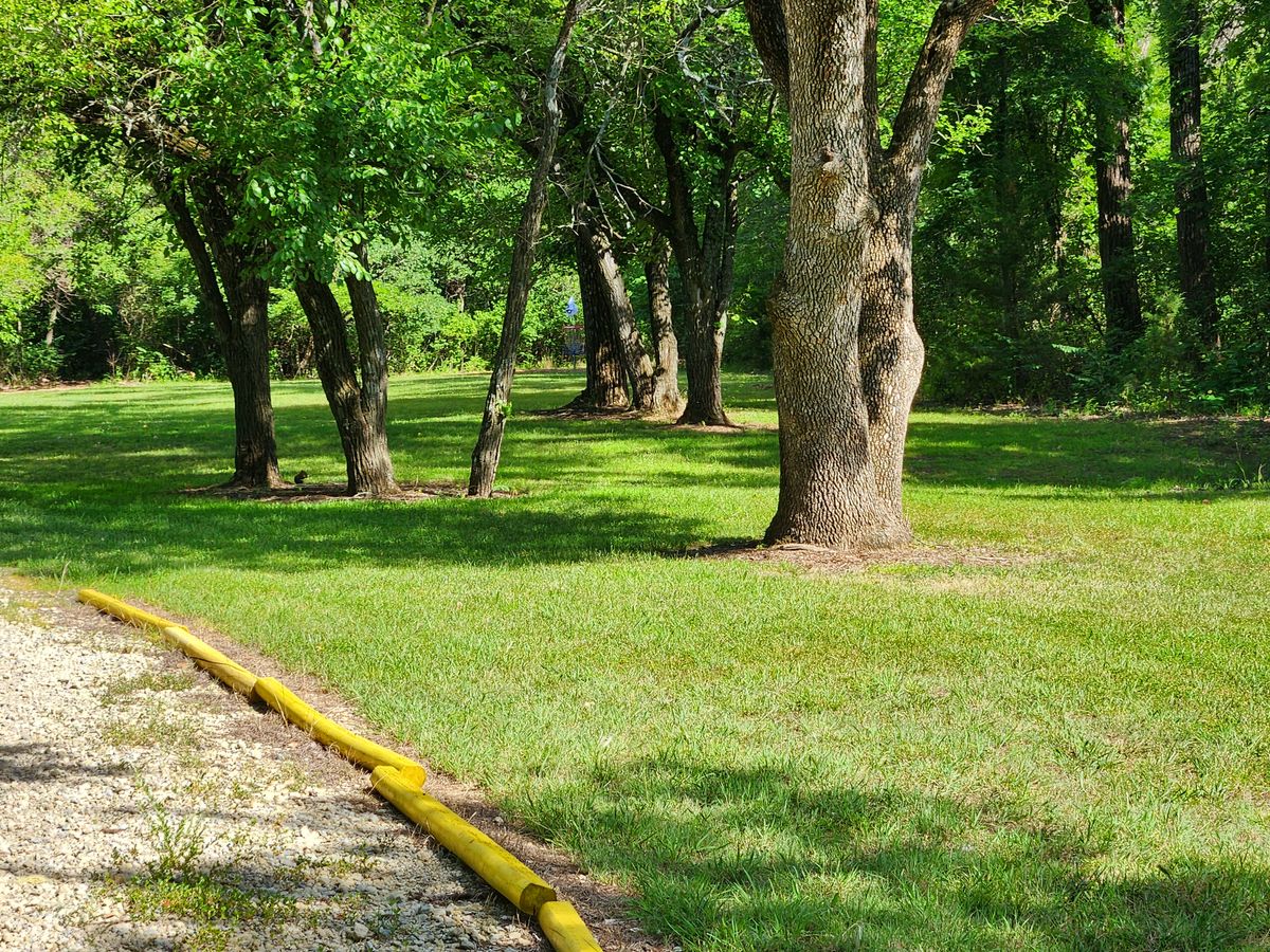 Hole 6: Dry Heave dogleg fairway