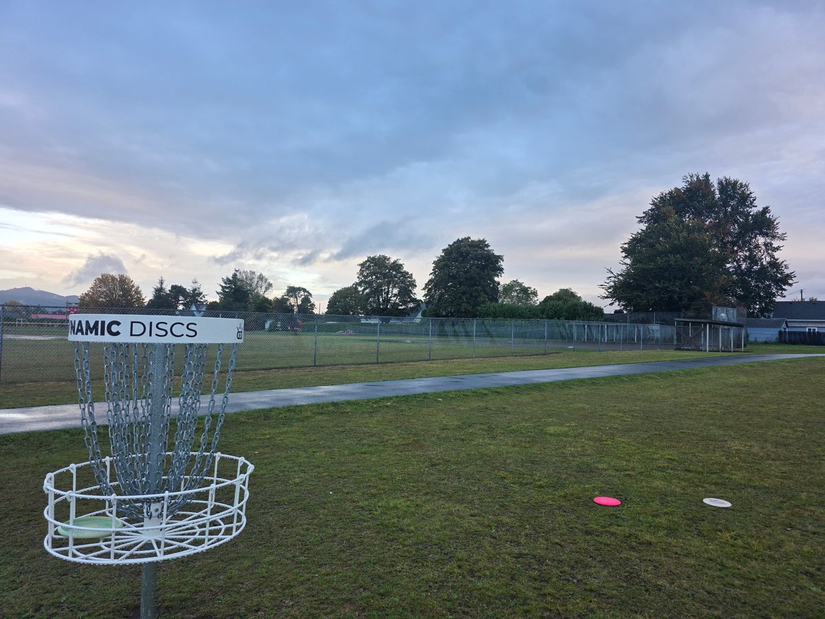 Hole 2. also used.as practice basket.
