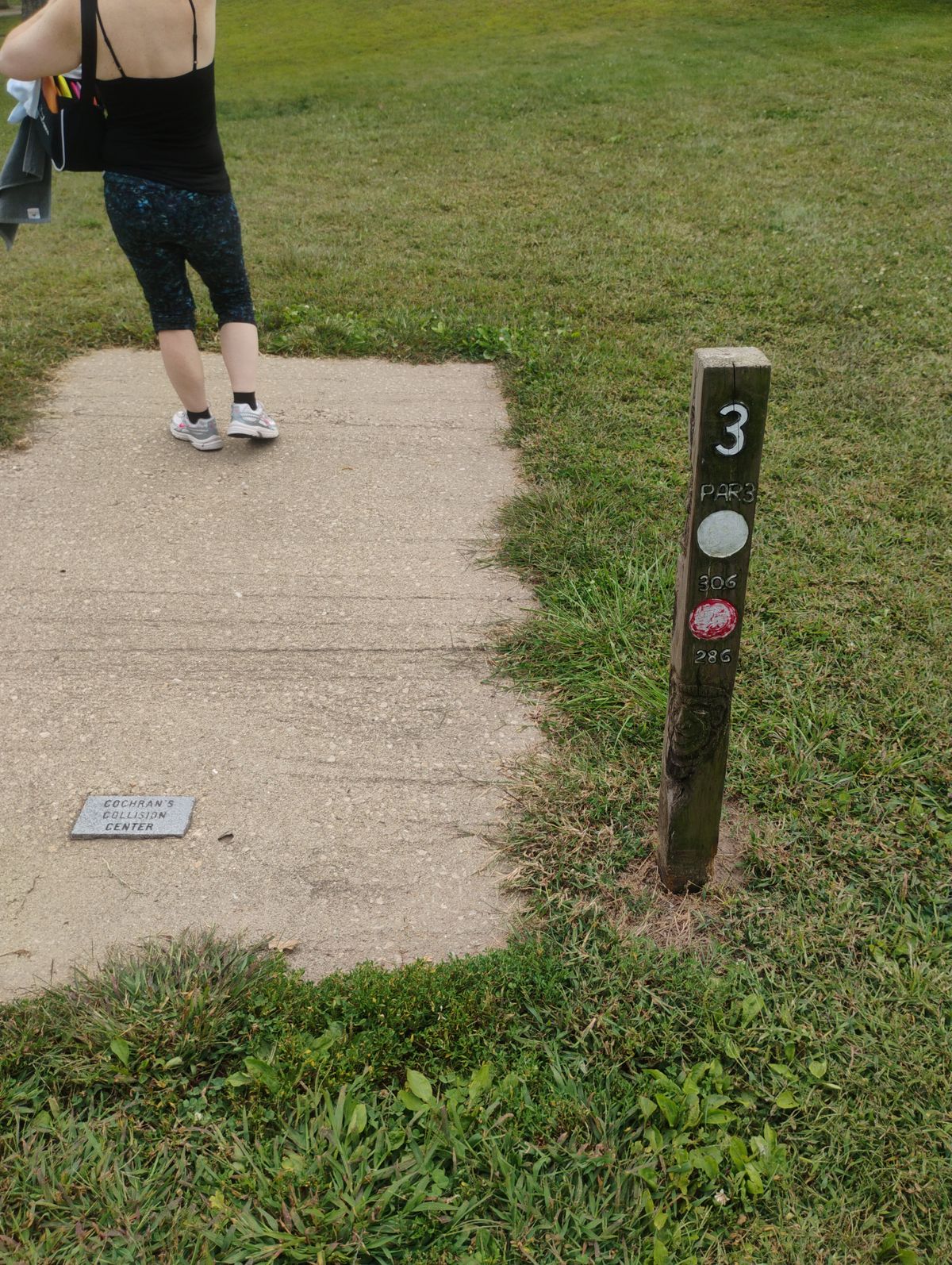 Tee 3