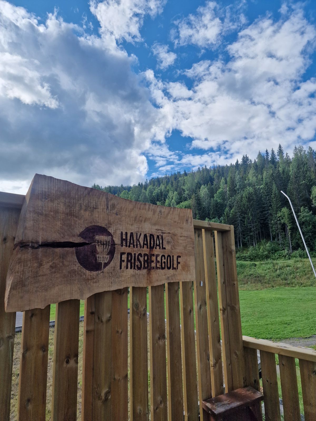 Welcome to hole 1 at Varingskollen