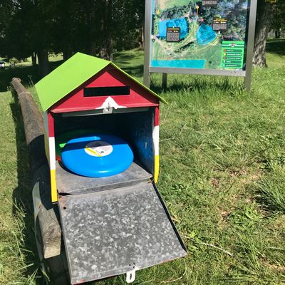 Map, Hole 1 & Letterbox