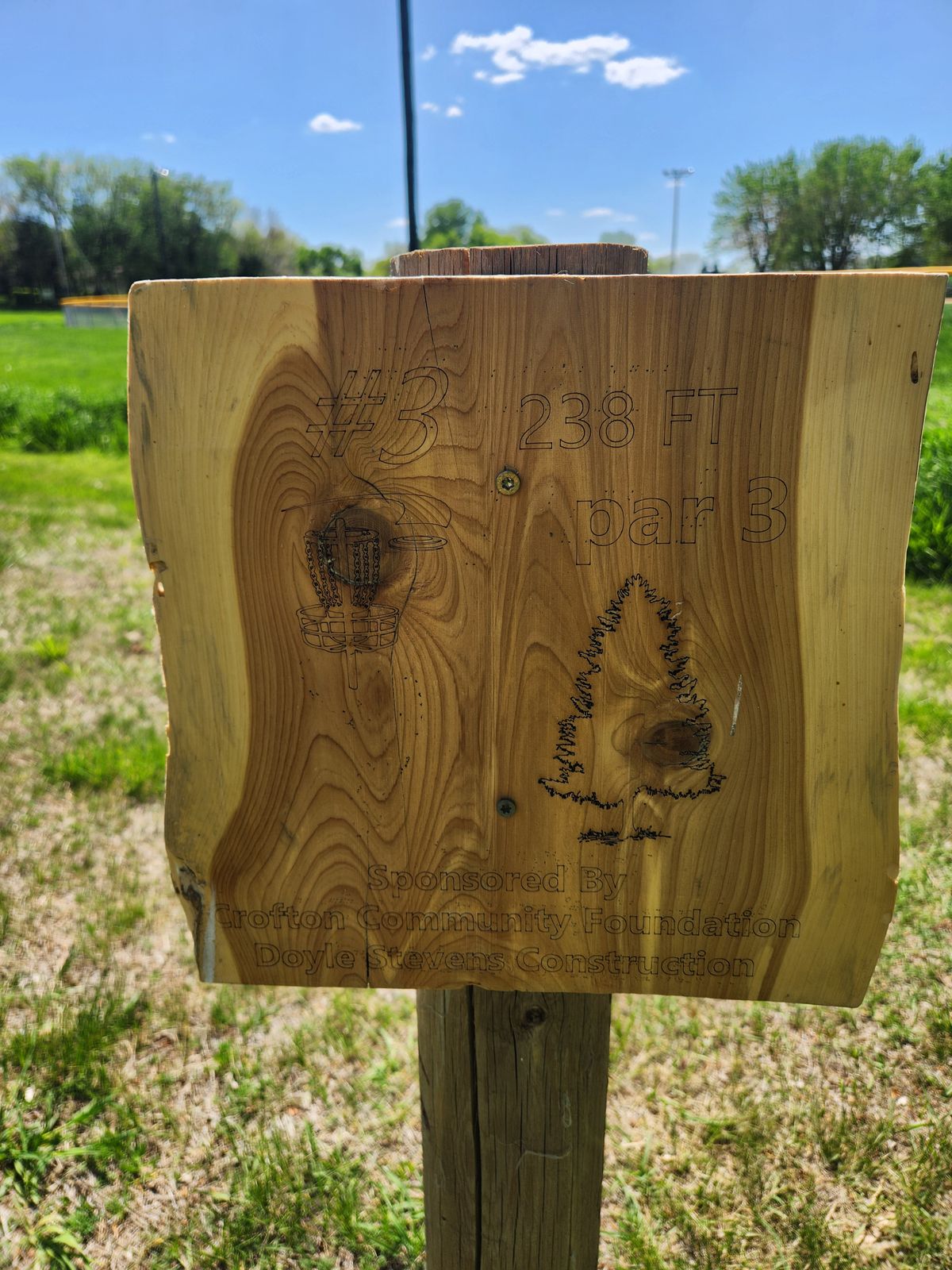 Hole 3 Tee Sign