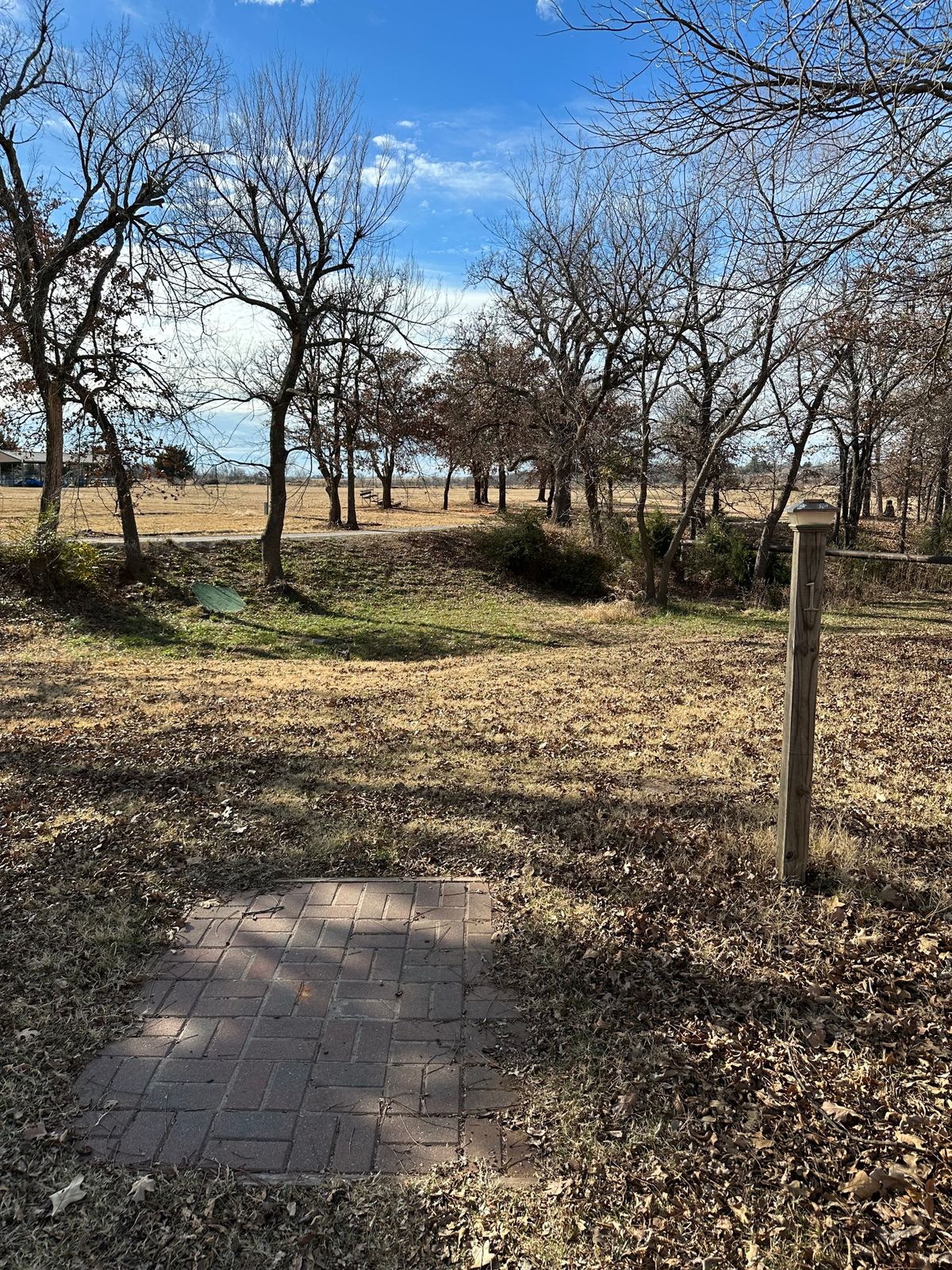 Hole 1 tee pad