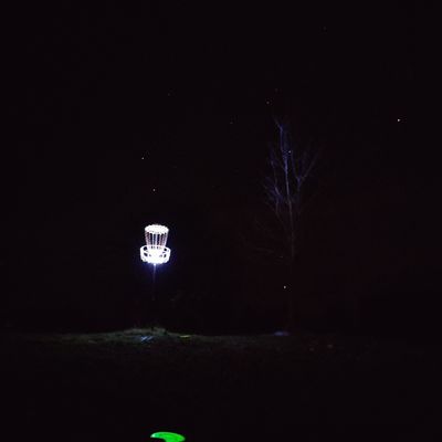 Glowing elevated basket for hole 2