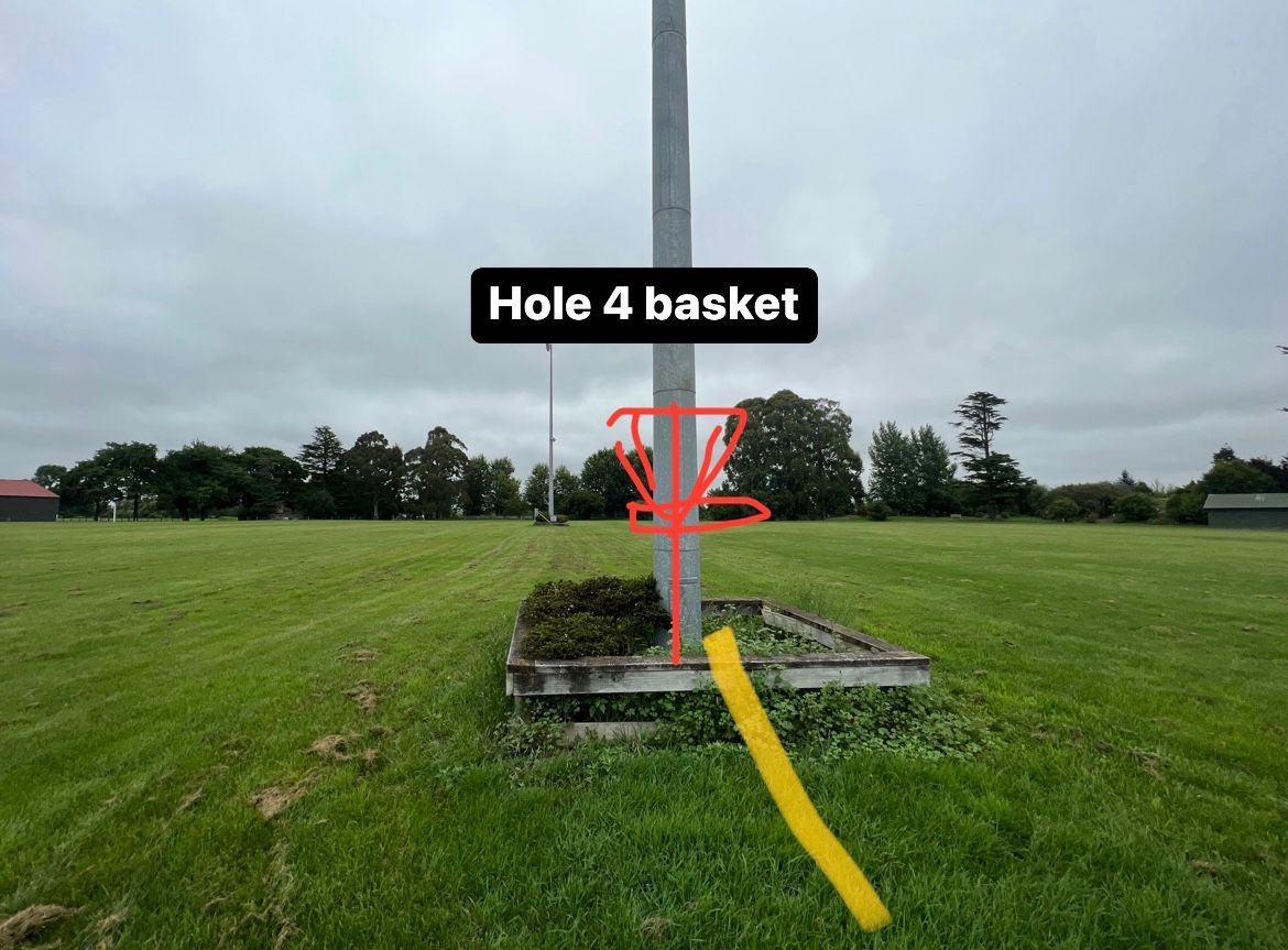 Hole 4 basket