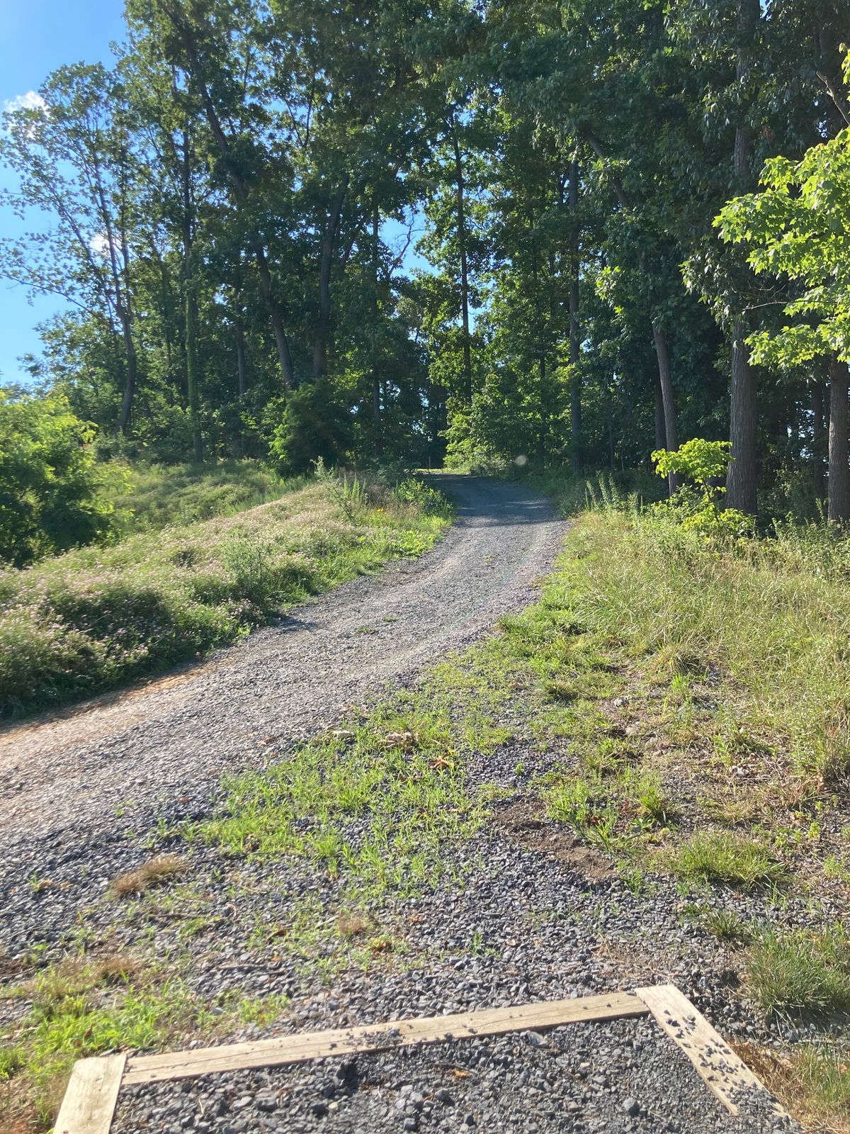 #6 - Back up a gravel fairway