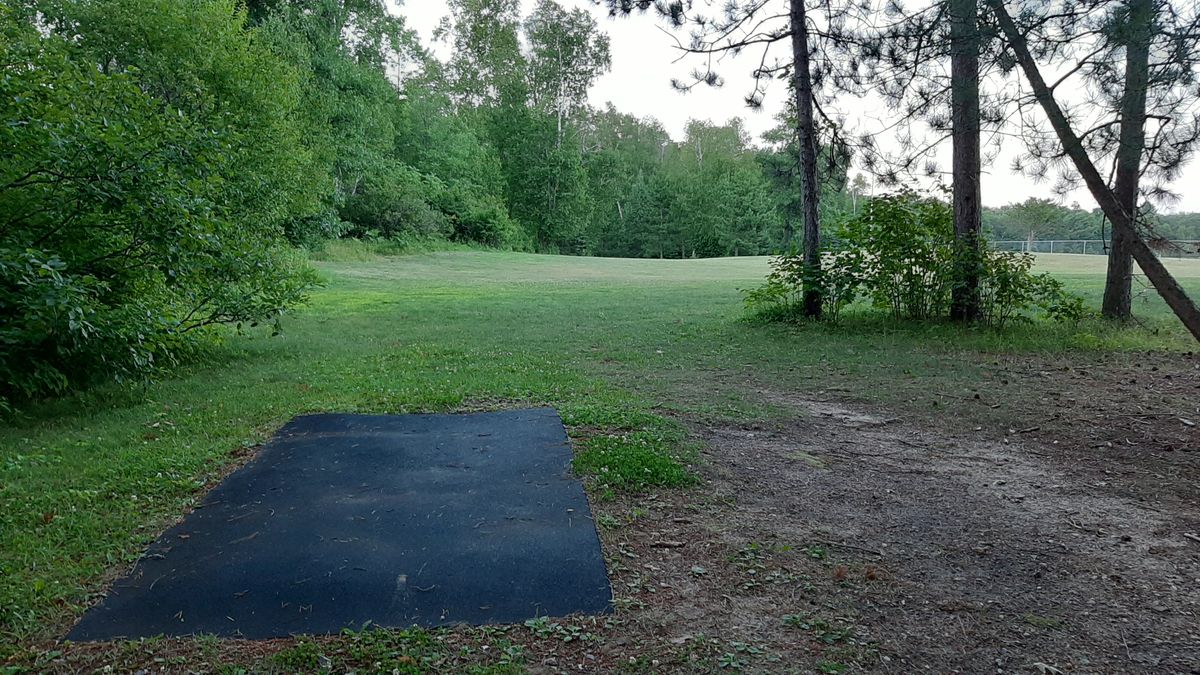 3rd tee pad