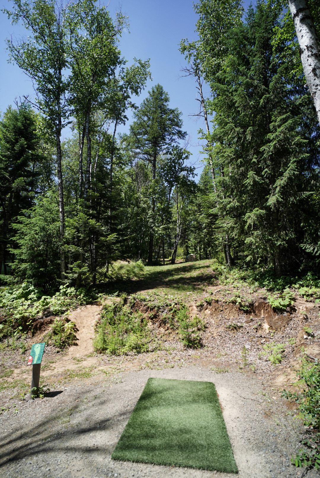 Hole 10 tee