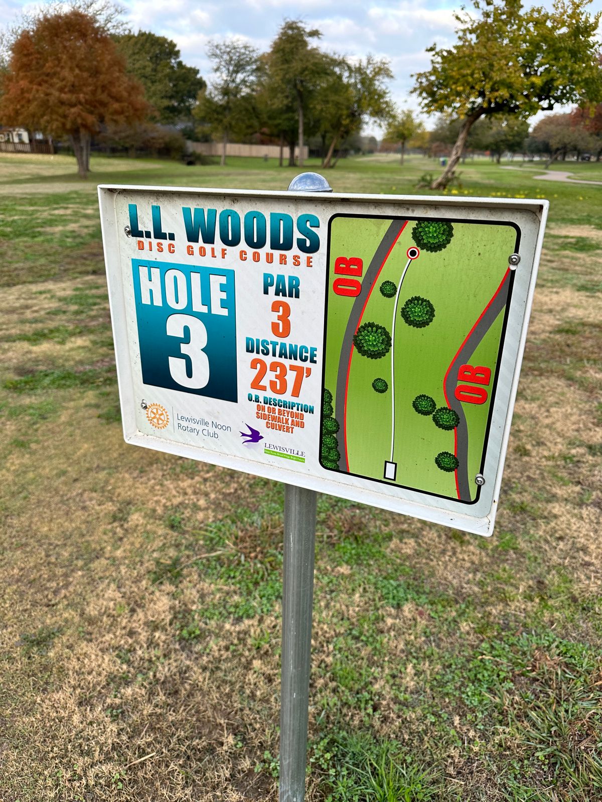 Hole 3 Tee Sign