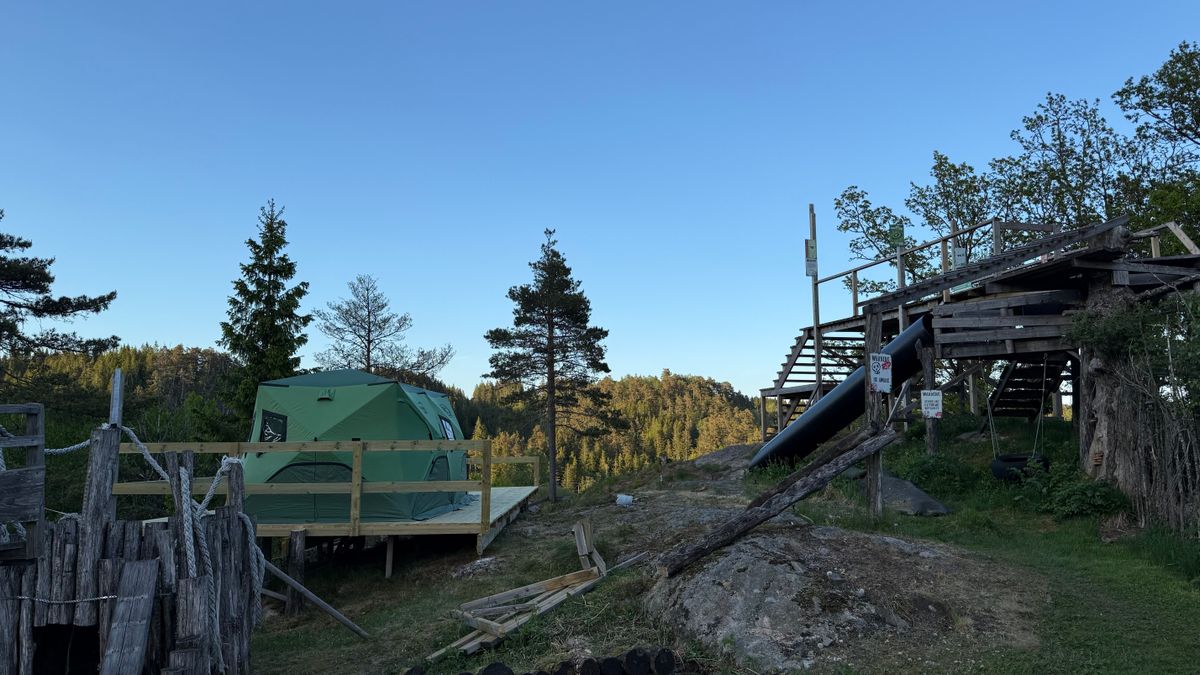 Glamping tent by gold Hole 1