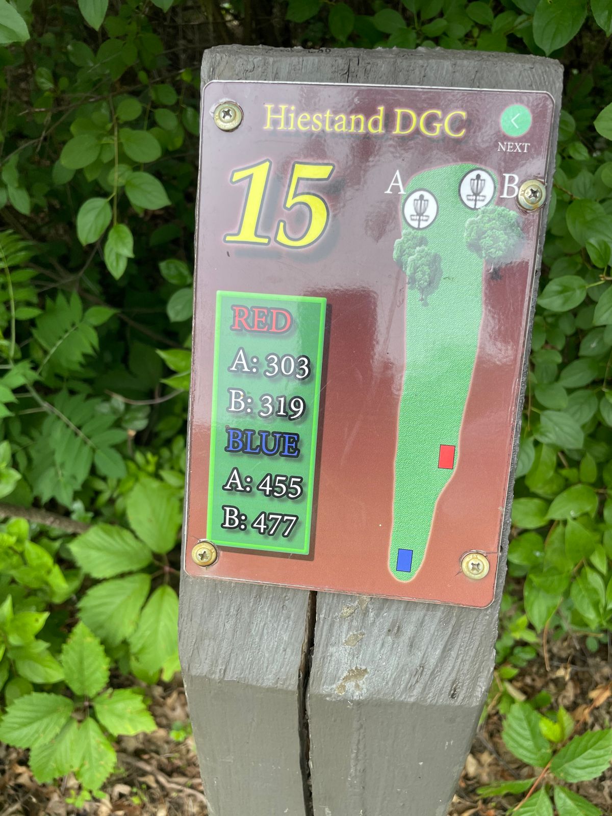 Hole 15 tee signs