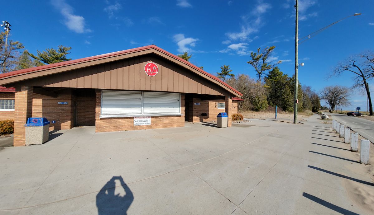 Concession area, restrooms and water fountain in summer season.