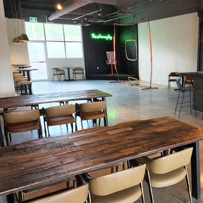 Come and stay awhile. Coffee, beer, tea. Practice putt and throw some new choice discs to test out 👍