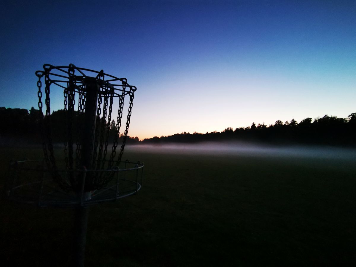 Träningskorgen mot hål 16