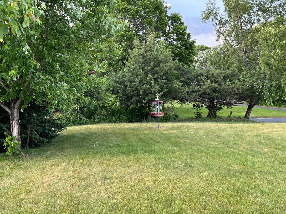 Hole 1 and 18 stuck in the corner
