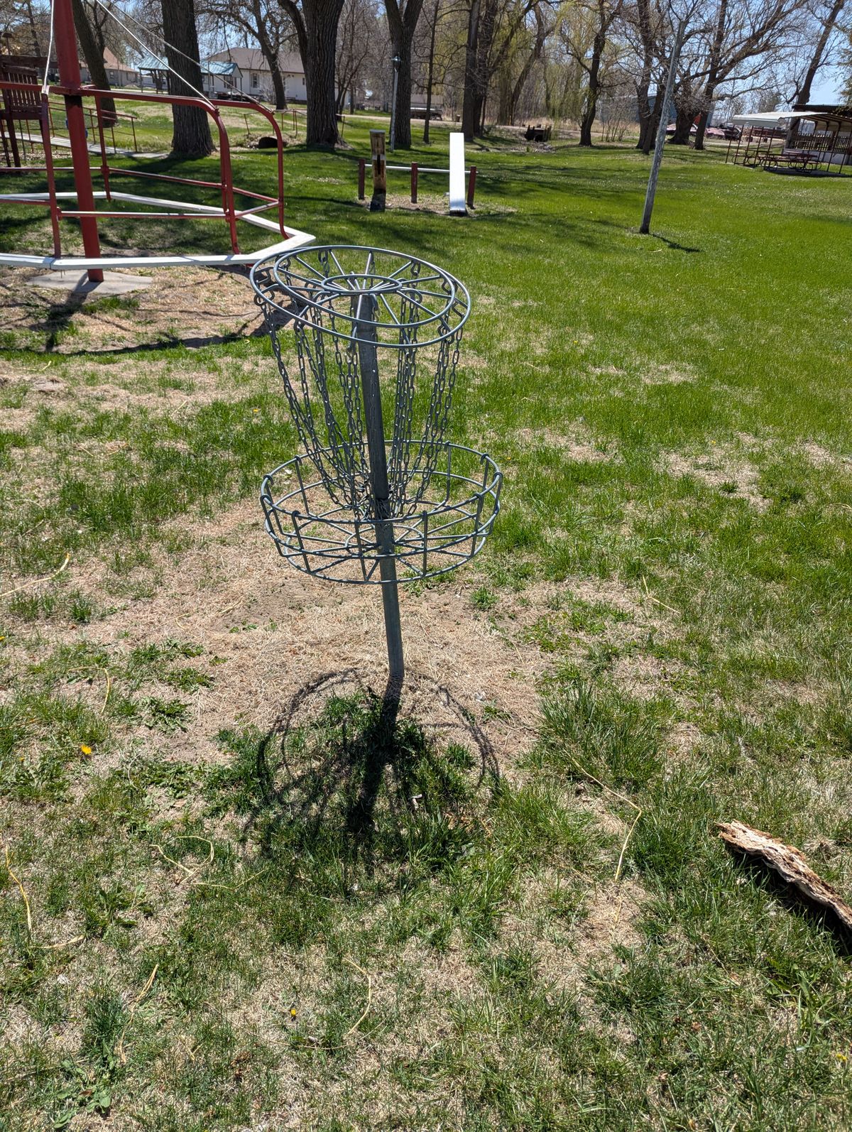 Hole 1 basket