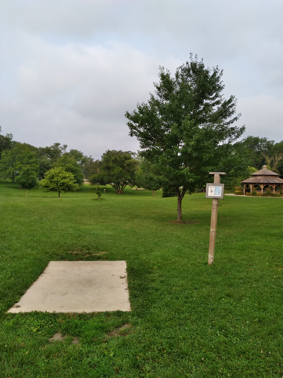 09 Tee Pad