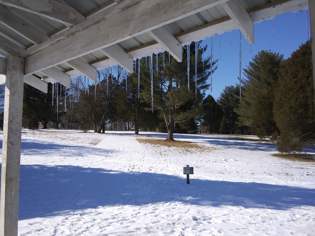 Icicled shelter looking at #1 short tee towards basket