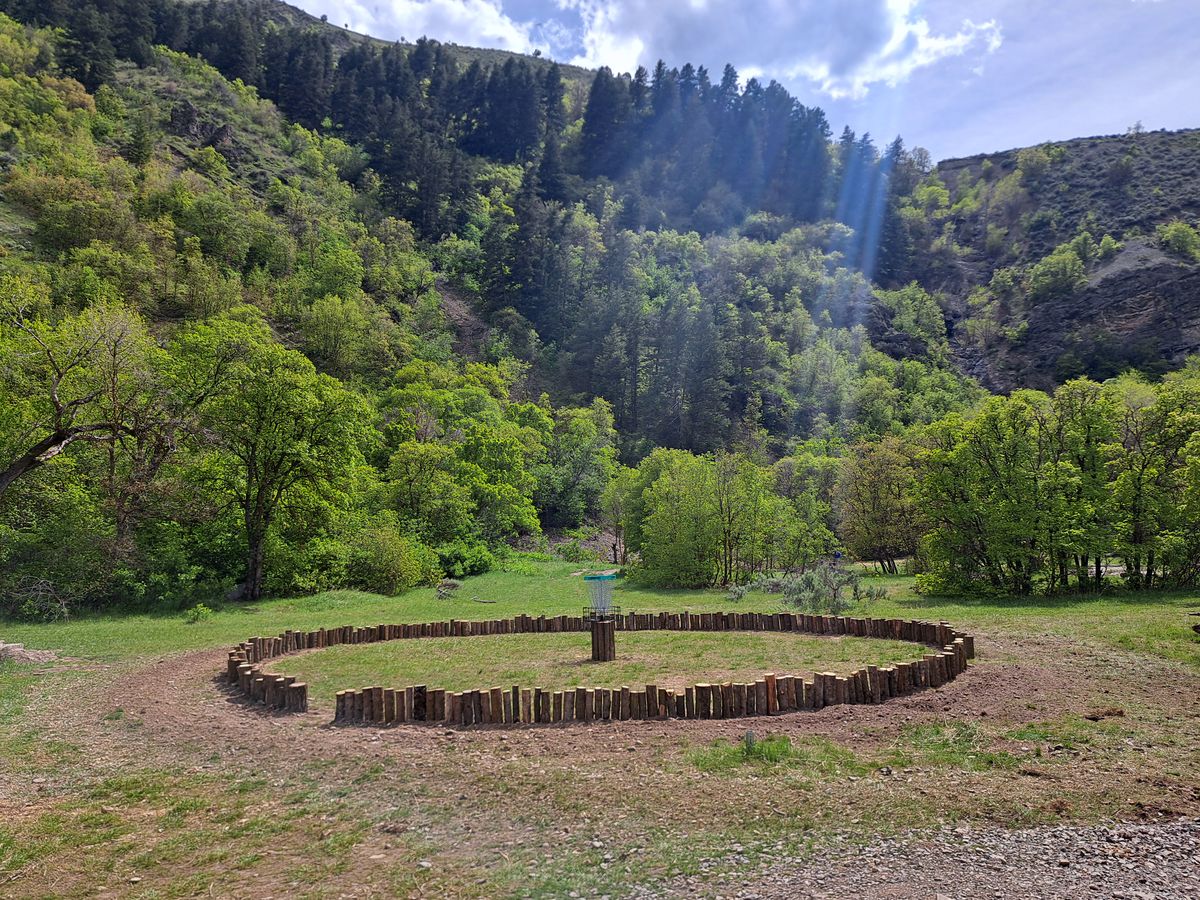Hole 10 island