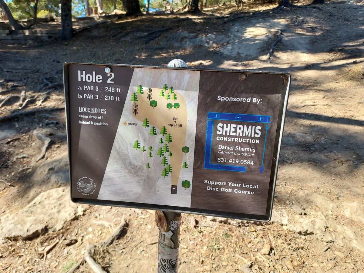 Hole 2 tee sign