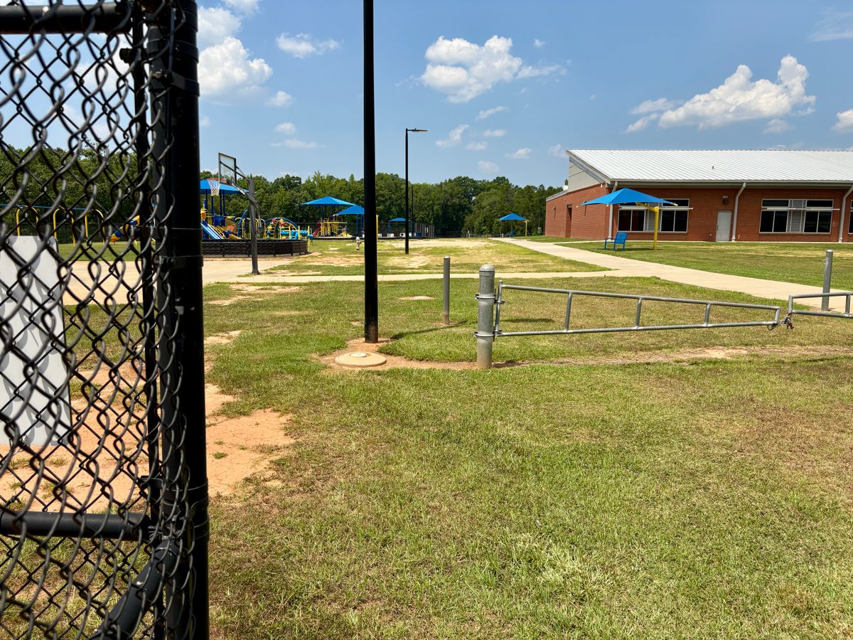 Hole 6 tee