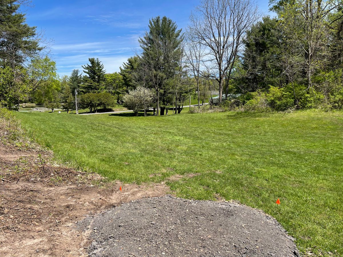 Hole 9 Short Tee