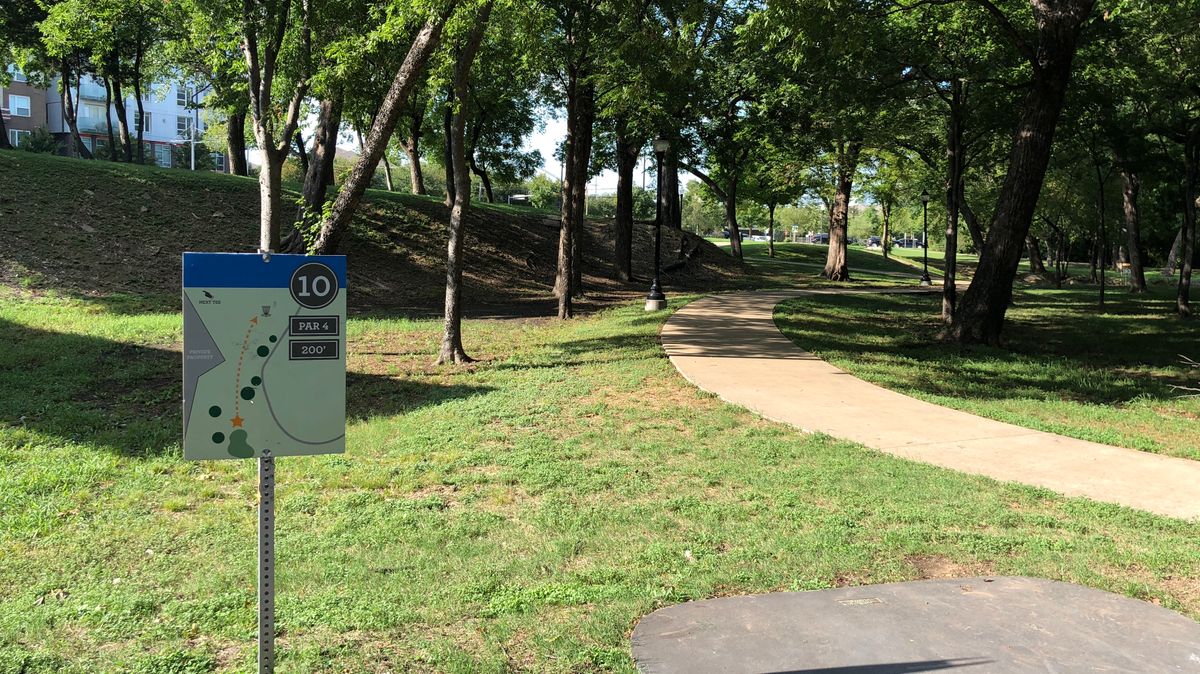 Hole 10