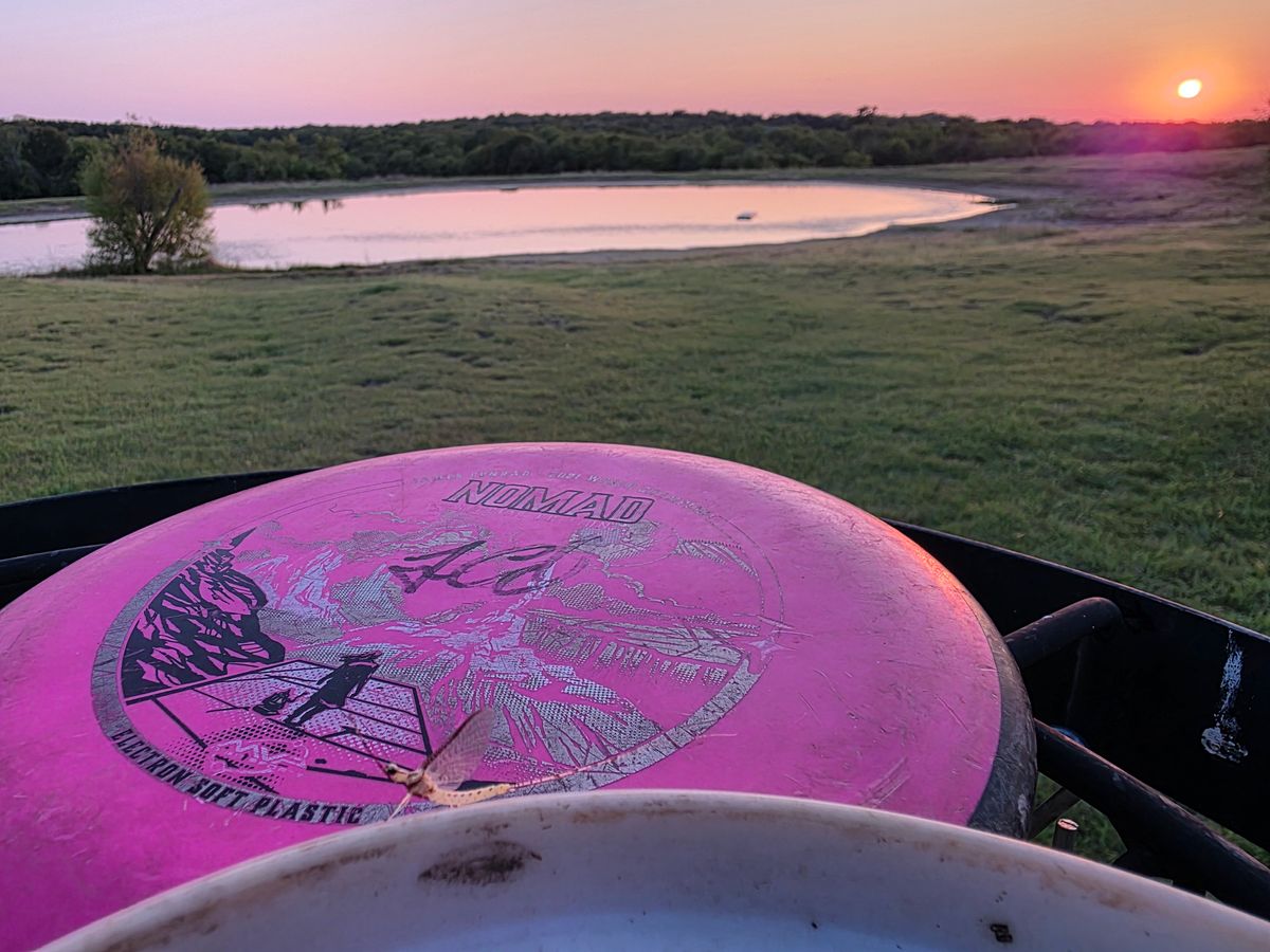 mayfly on hole 18's basket