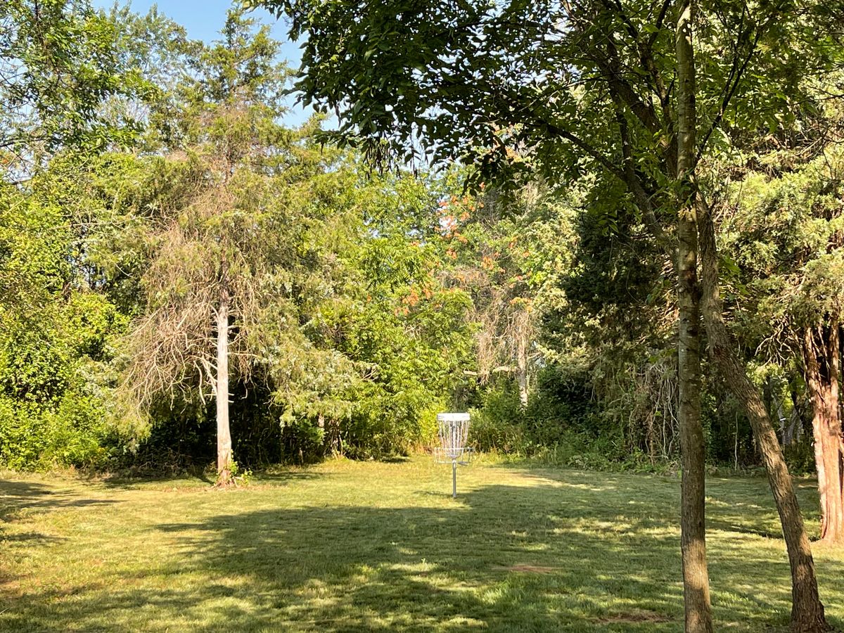 Hole 2 circle