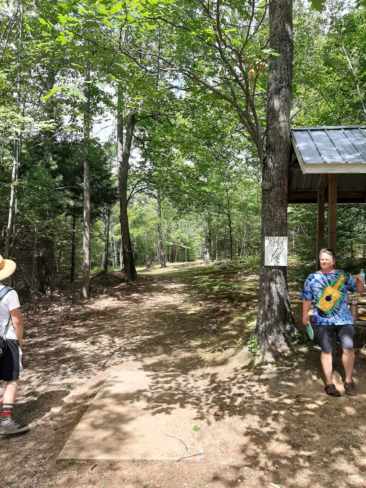 Some cool areas to let people pass and enjoy a break with your group