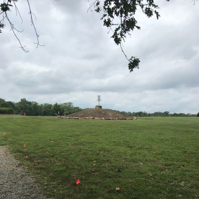 “The mound” hole 13
