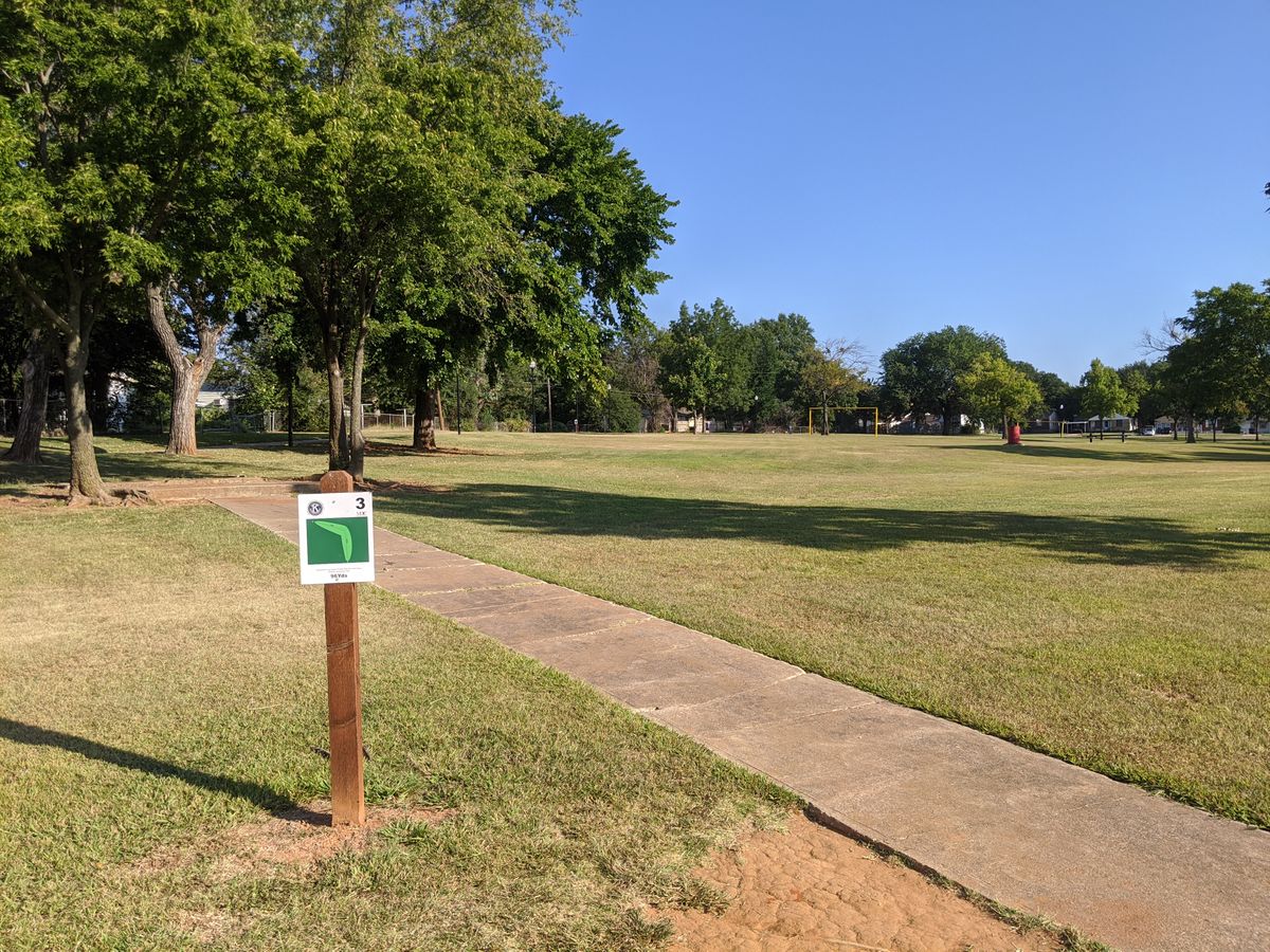 Hole 2 tee (watch out for walkers)