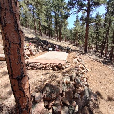 Hole 3 tee (par 4 dogleg left with uphill finish)